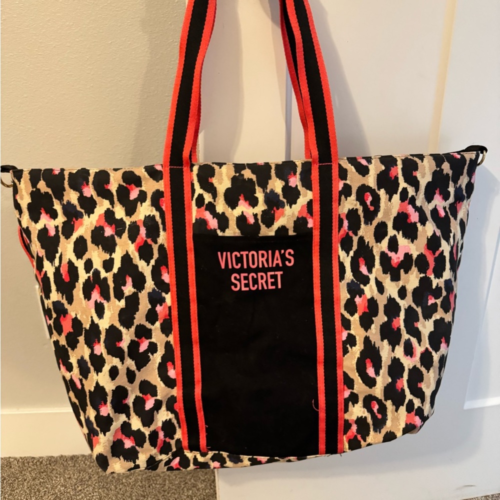 Victoria's Secret Leopard Print Tote Bag - Black and Pink - Picture 3 of 5